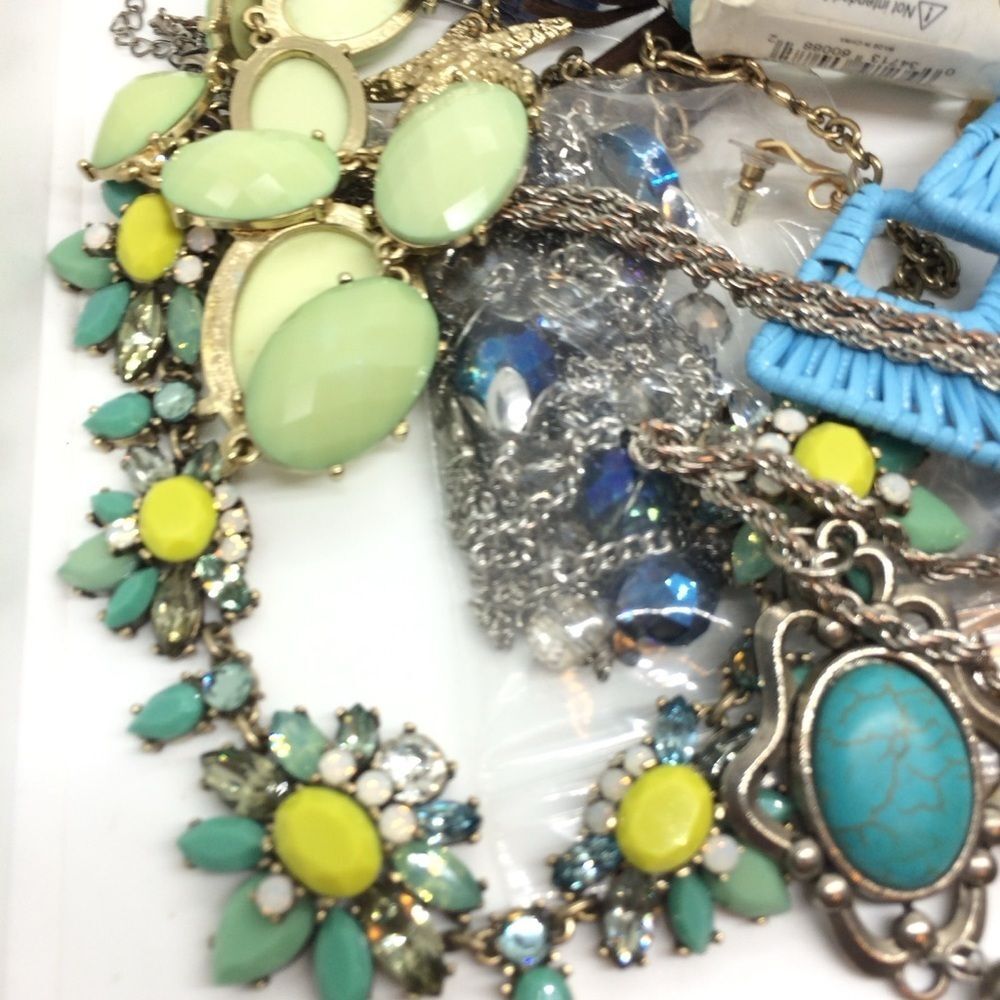Mystery Jewelry Lot Wearable Bracelets Necklaces Earrings Blue Yellow 1+ Pound - Picture 6 of 16